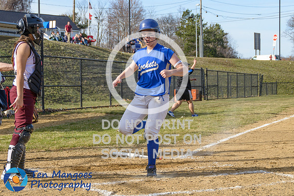 Auburn vs Leicester Girls Varsity Softball 2017-0005