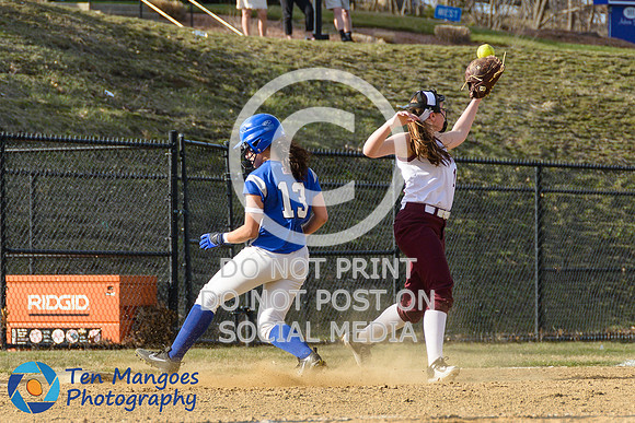 Auburn vs Leicester Girls Varsity Softball 2017-0019