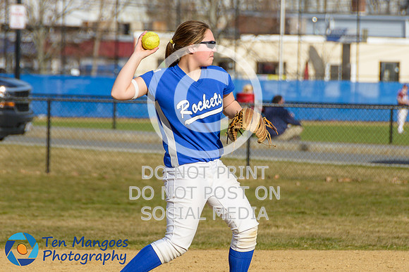 Auburn vs Leicester Girls Varsity Softball 2017-0027
