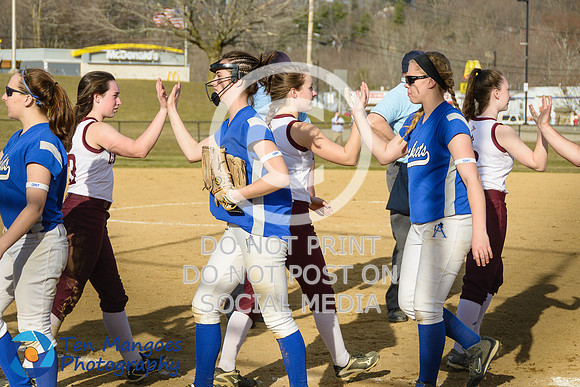 Auburn vs Leicester Girls Varsity Softball 2017-0035
