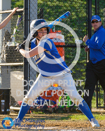 Auburn vs Leominster Varsity Softball 2017-0021