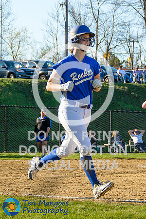 Auburn vs Leominster Varsity Softball 2017-0023