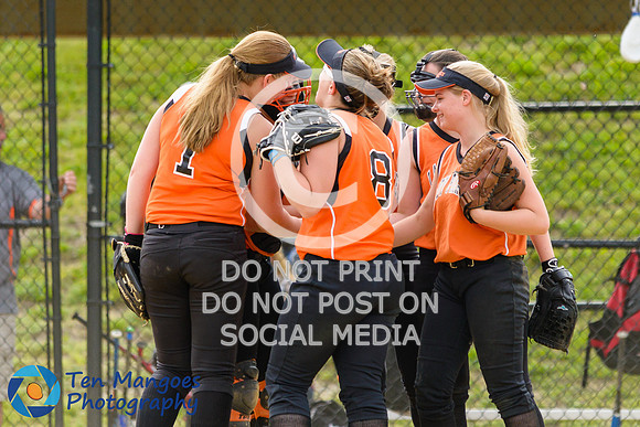 Auburn vs Oxford Varsity Softball 2017-0024