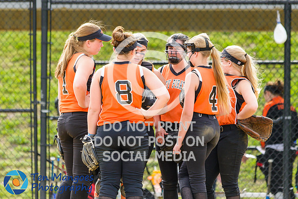 Auburn vs Oxford Varsity Softball 2017-0044