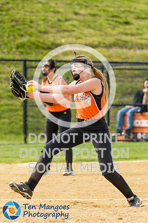 Auburn vs Oxford Varsity Softball 2017-0079
