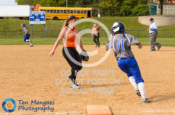 Auburn vs Oxford Varsity Softball 2017-0085