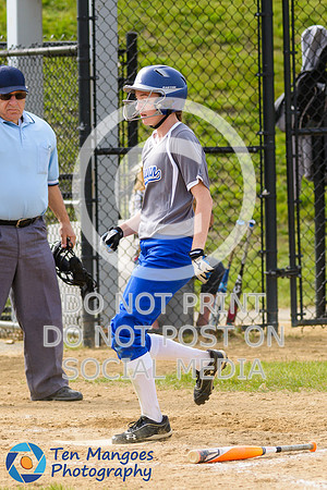 Auburn vs Oxford Varsity Softball 2017-0089