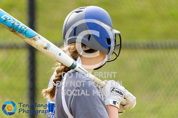 Auburn vs Oxford Varsity Softball 2017-0092