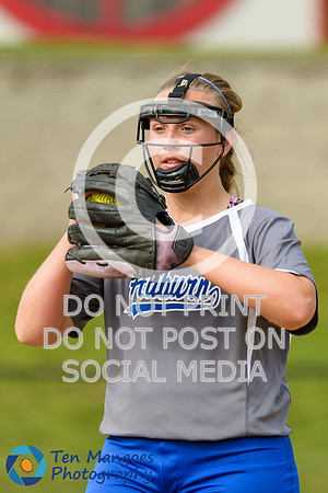 Auburn vs Oxford Varsity Softball 2017-0095