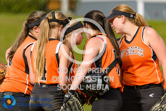 Auburn vs Oxford Varsity Softball 2017-0122