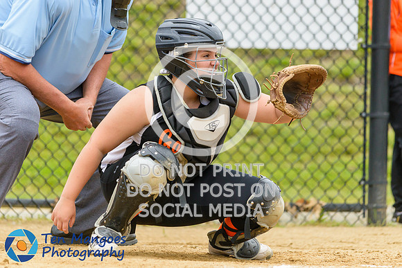 Auburn vs Gardner Softball CD2 QF 2017-0012