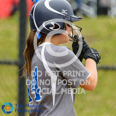 Auburn vs Gardner Softball CD2 QF 2017-0014