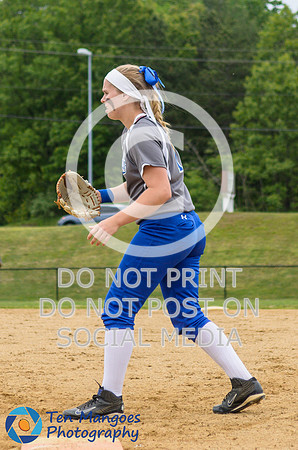 Auburn vs Gardner Softball CD2 QF 2017-0040