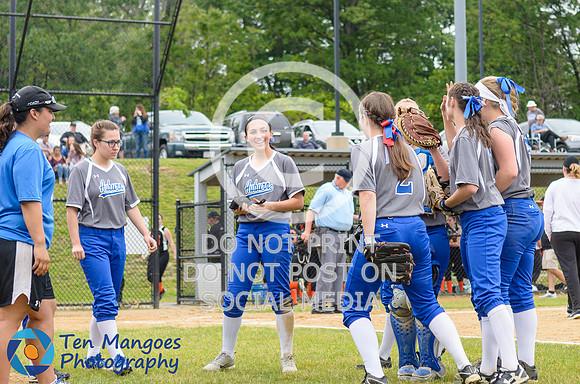 Auburn vs Gardner Softball CD2 QF 2017-0050