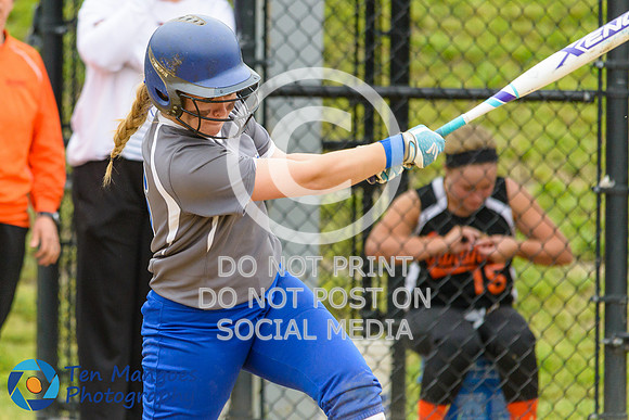 Auburn vs Gardner Softball CD2 QF 2017-0058