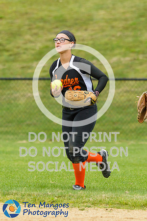 Auburn vs Gardner Softball CD2 QF 2017-0060
