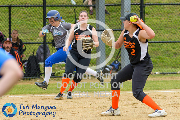 Auburn vs Gardner Softball CD2 QF 2017-0064