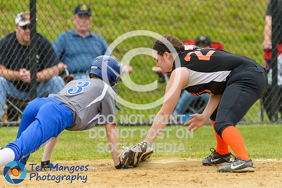 Auburn vs Gardner Softball CD2 QF 2017-0070