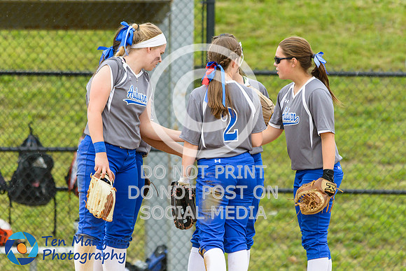 Auburn vs Gardner Softball CD2 QF 2017-0099