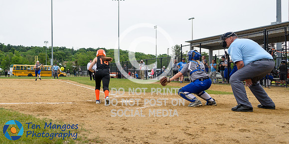 Auburn vs Gardner Softball CD2 QF 2017-0128