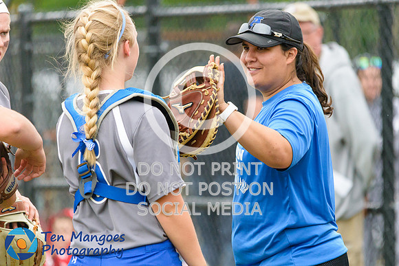 Auburn vs Gardner Softball CD2 QF 2017-0129