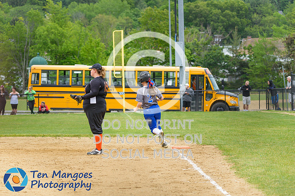 Auburn vs Gardner Softball CD2 QF 2017-0140