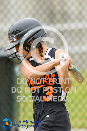 Auburn vs Gardner Softball CD2 QF 2017-0148