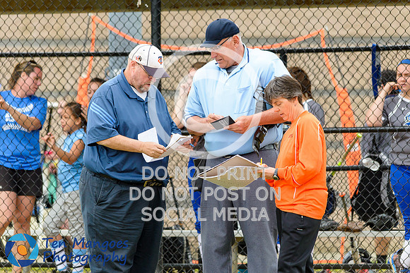 Auburn vs Gardner Softball CD2 QF 2017-0154