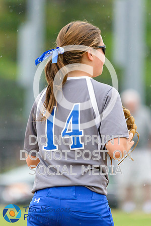Auburn vs Gardner Softball CD2 QF 2017-0164