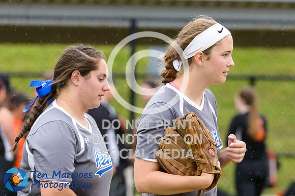Auburn vs Gardner Softball CD2 QF 2017-0170