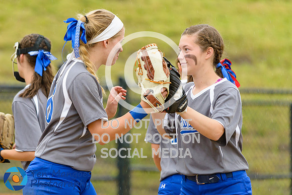Auburn vs Gardner Softball CD2 QF 2017-0172