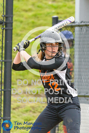 Auburn vs Gardner Softball CD2 QF 2017-0176