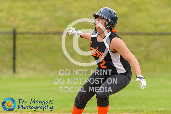Auburn vs Gardner Softball CD2 QF 2017-0181