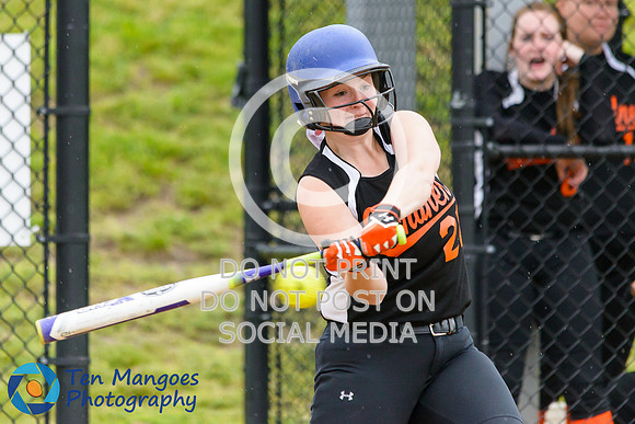 Auburn vs Gardner Softball CD2 QF 2017-0186