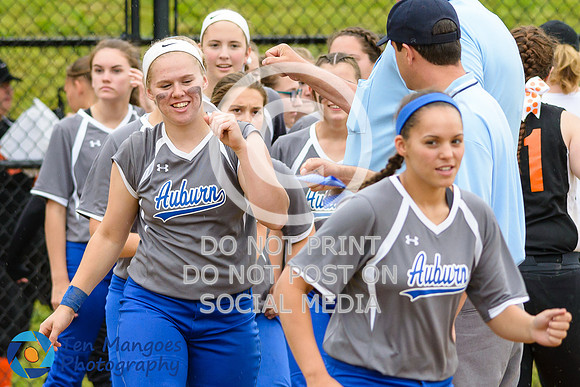 Auburn vs Gardner Softball CD2 QF 2017-0192