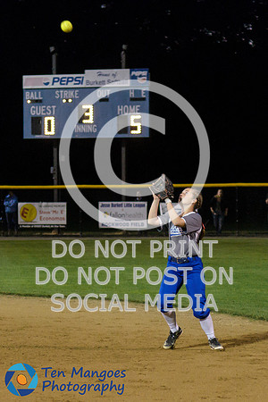 Auburn vs Oakmont Softball CD2 SF 2017-0014