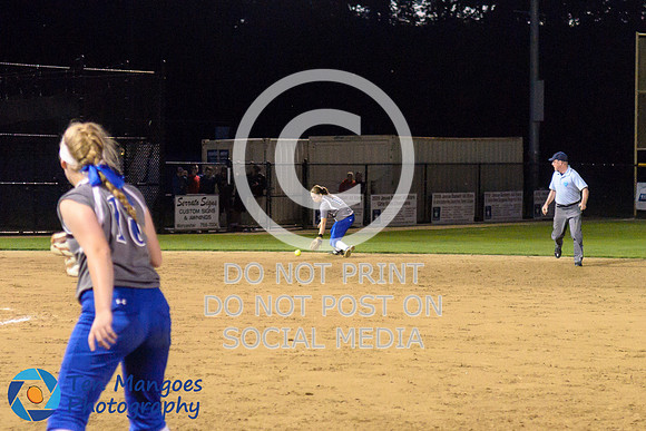 Auburn vs Oakmont Softball CD2 SF 2017-0017