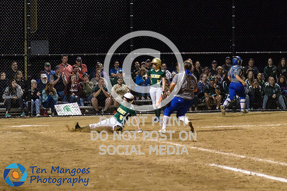 Auburn vs Oakmont Softball CD2 SF 2017-0021