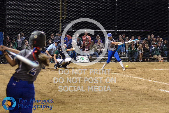 Auburn vs Oakmont Softball CD2 SF 2017-0024