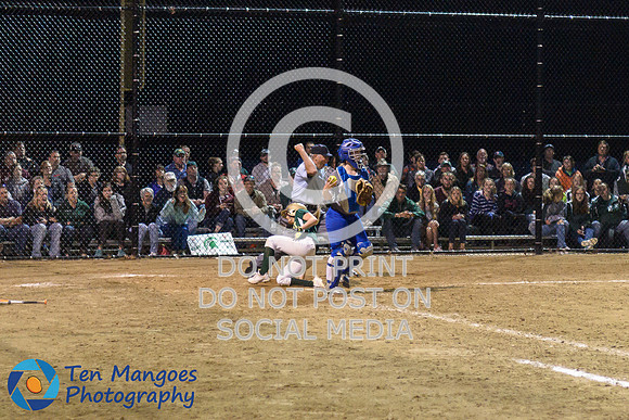 Auburn vs Oakmont Softball CD2 SF 2017-0035