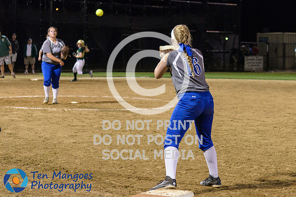 Auburn vs Oakmont Softball CD2 SF 2017-0036