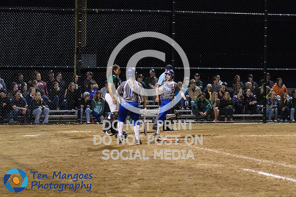 Auburn vs Oakmont Softball CD2 SF 2017-0043