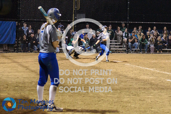 Auburn vs Oakmont Softball CD2 SF 2017-0049
