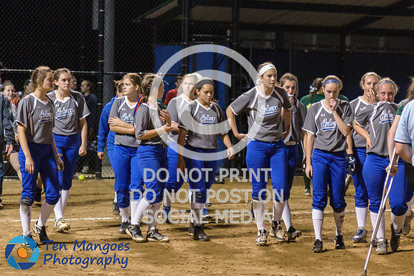Auburn vs Oakmont Softball CD2 SF 2017-0054