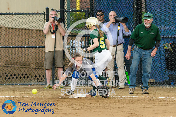 Auburn vs Oakmont Softball CD2 SF 2017-0071