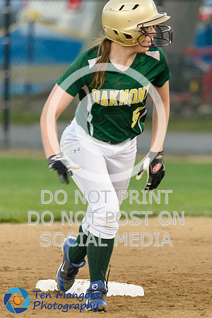 Auburn vs Oakmont Softball CD2 SF 2017-0075