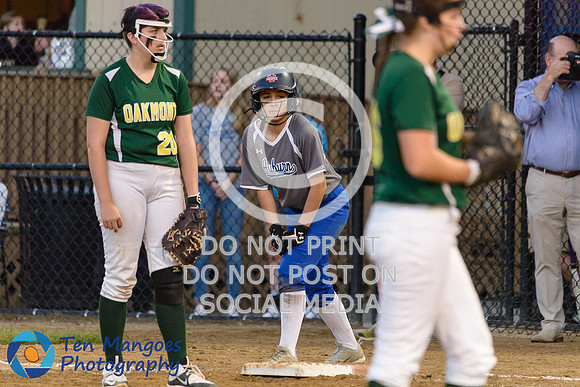 Auburn vs Oakmont Softball CD2 SF 2017-0082