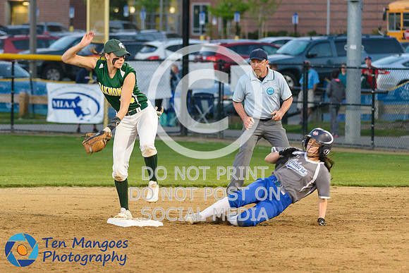 Auburn vs Oakmont Softball CD2 SF 2017-0084