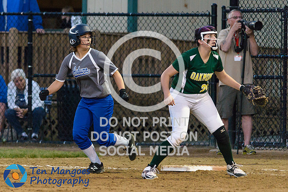 Auburn vs Oakmont Softball CD2 SF 2017-0087