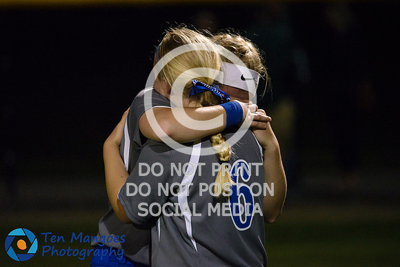 Auburn vs Oakmont Softball CD2 SF 2017-0124